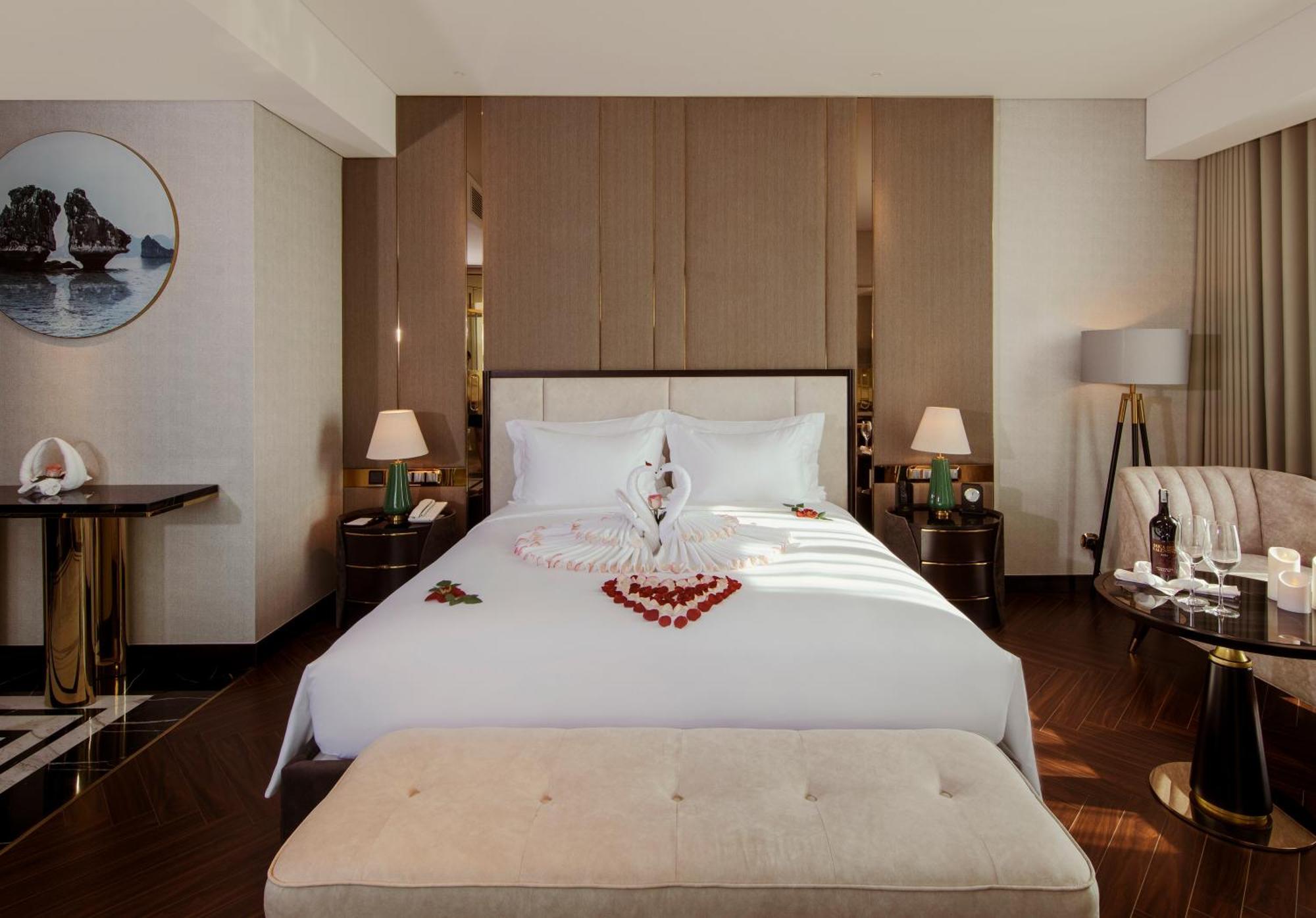 Radisson Blu Ha Long Bay Hotell Eksteriør bilde